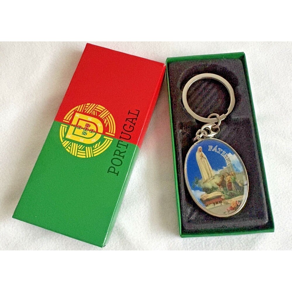 Our Lady of Fatima Key Chain Virgin Mary Catholic Metal Silver Colored NIB